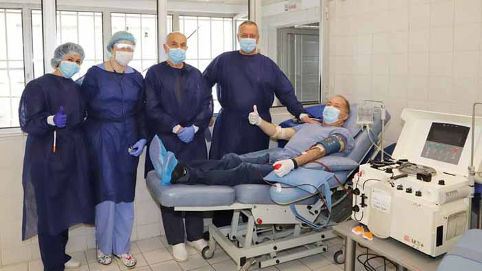 Излекуван лекар от Covid-19 дарява плазма за борбата срещу инфекцията